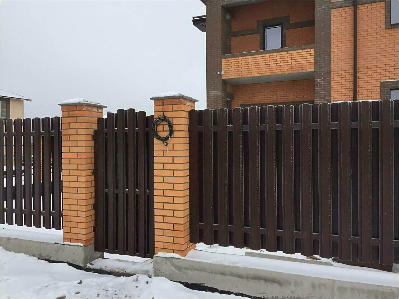 Забор из штакетника 95м фото2 в Перми