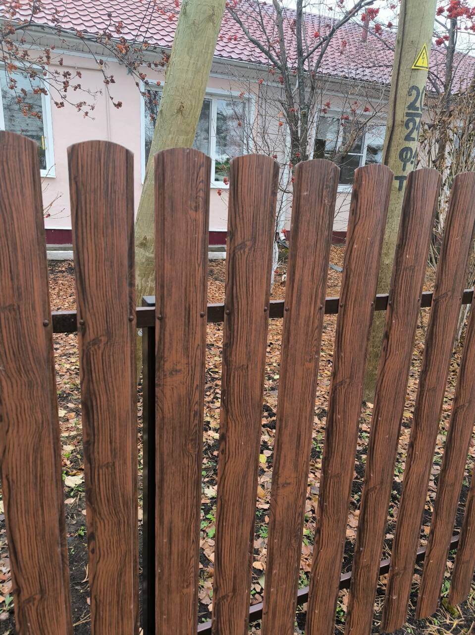 Забор из евроштакетника 12м Античное Дерево Принтек в Перми