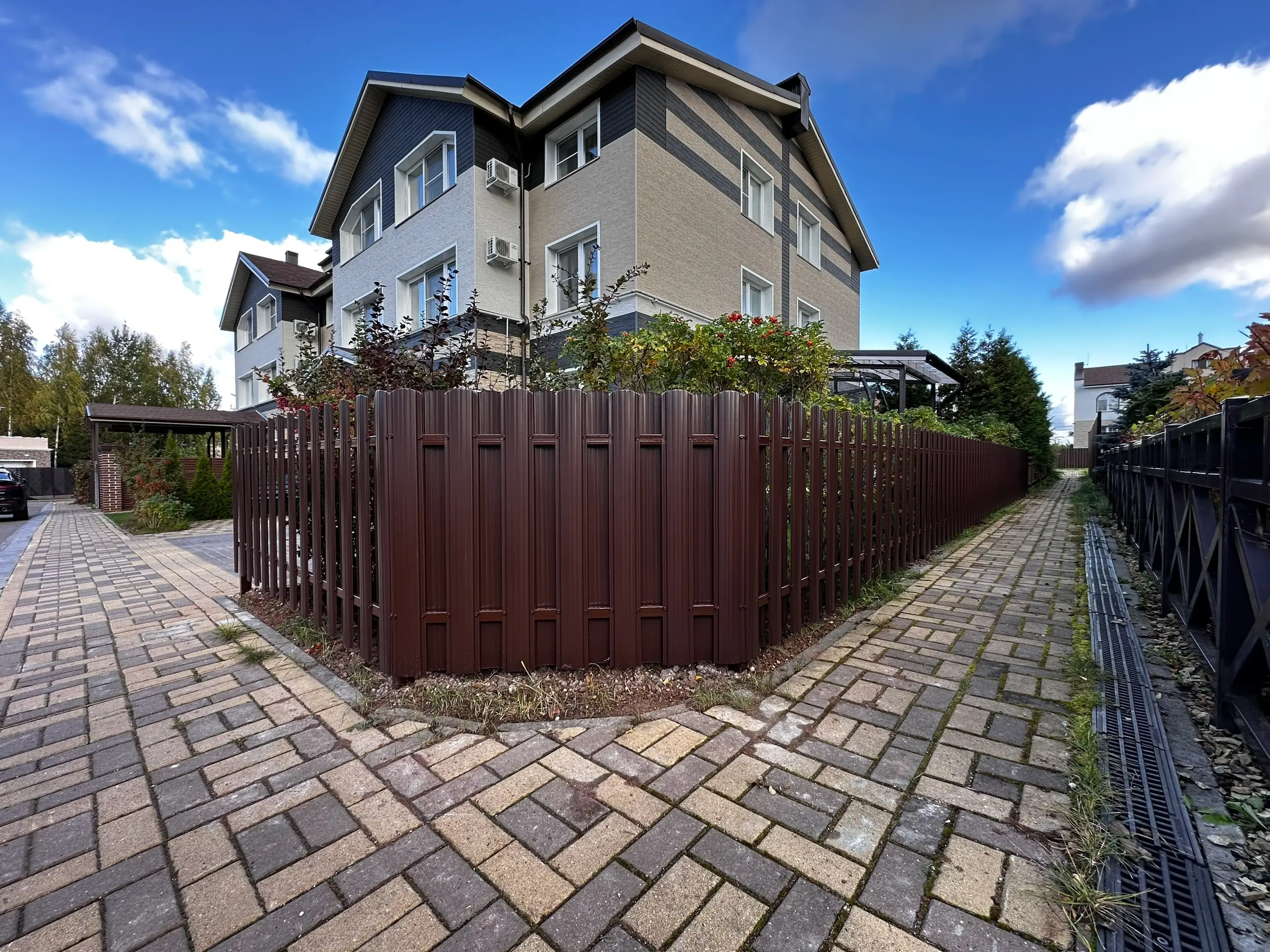 Заборчик из евроштакетника 18м RAL8017/8017 Шоколад двусторонний фото 1 в Перми